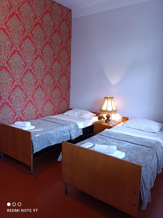 Megobroba Inn Dzentsmani Экстерьер фото